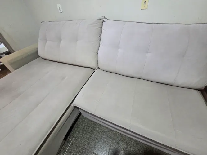 Sofá  retrátil 
