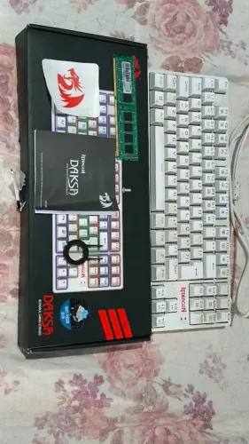 Teclado redragon Kurama + memória DDR3 4gb