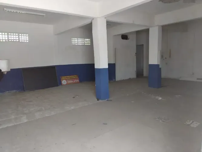 Imóvel para aluguel com 150 metros quadrados em Jereissati I - Maracanaú - CE