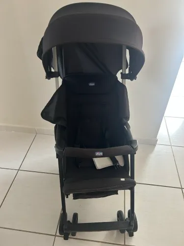 Carrinho de bebê de paseio Chicco Juvenile OHlalà black. 500$ 