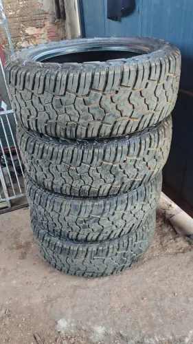 4 pneus para caminhonete 275/55/20