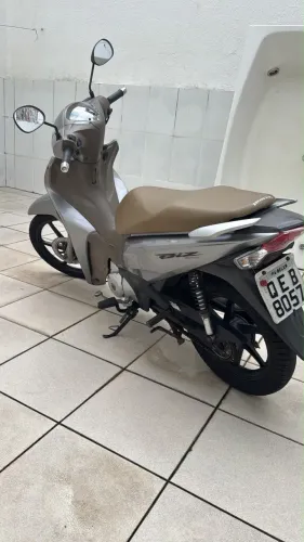 Biz 125 com 40 mil km 2019 Rs 13.500 F. *