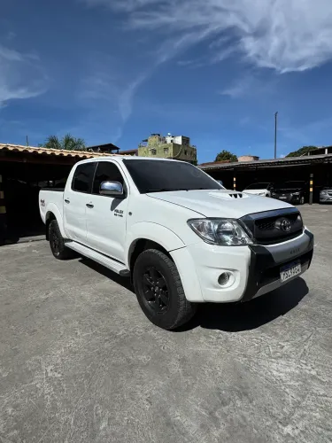 Toyota Hilux CD SRV D4-d 4X4 3.0 TDI Diesel AUT 2009