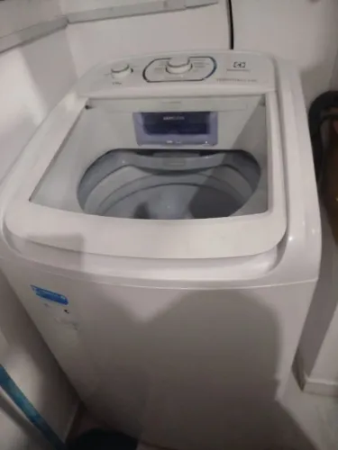 Máquina de lavar 11kg  Eletrolux 220V