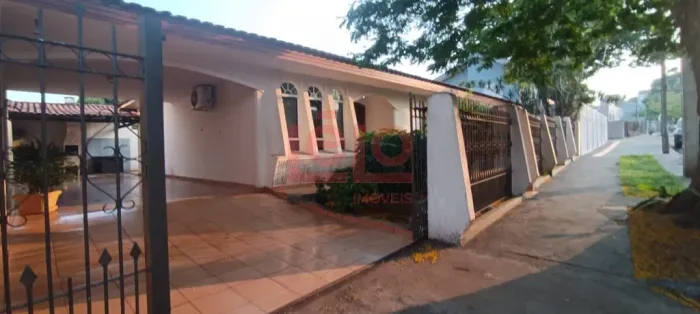 CASA COMERCIAL ZONA 4 MARINGÁ