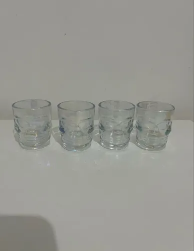 4 copos shot de caveira frutacor