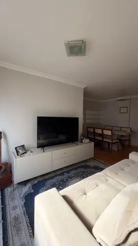 Apto Mobiliado 2 Quartos no Bigorrilho