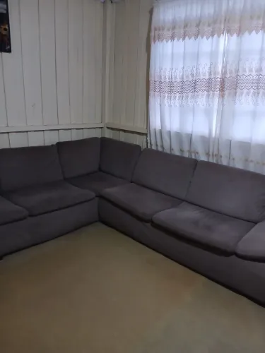 A venda um lindo sofá de canto super confortável tecido sued