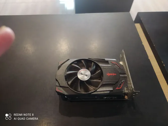 Vendo rx550 de 2gb ddr5