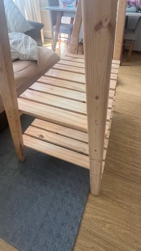 Arara para roupas (madeira )