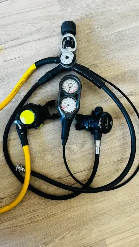 KIT AQUALUNG REGULADOR MICRON E CONSOLE TRIPLO