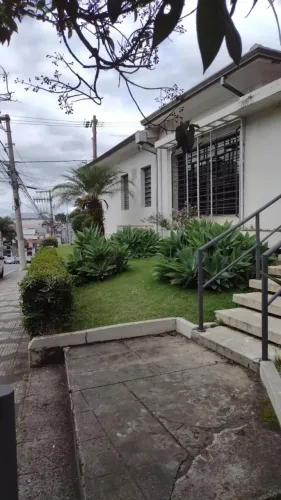 Excelente ponto comercial praça Norival Tavares com Capitão Manoel Rugde l
