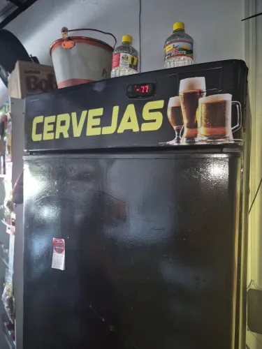 Cervejeira top linda toda pintada tinta automotivo 220v dando - 5 2500.00
