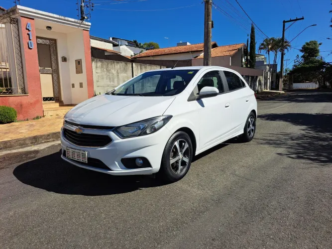 Chevrolet Onix Hatch LTZ 1.4 8V Flex Aut. 4P 2018
