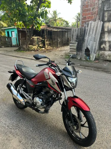 Moto em bom estado 