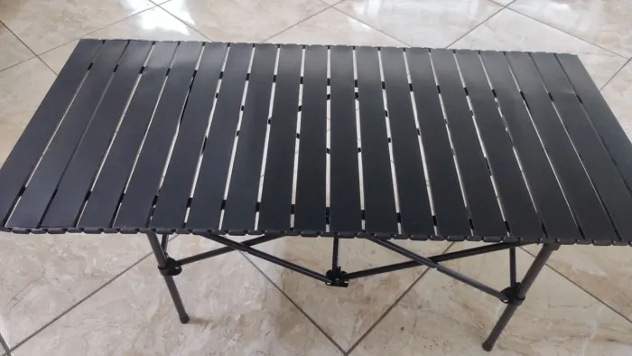 Mesa dobrável para camping