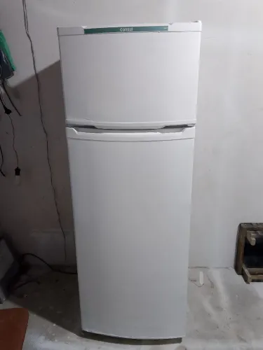 Vendo geladeira Consul fomcionandor normal