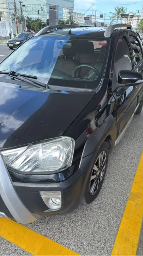 Toyota Etios Cross 1.5 Flex 16V 5P Mec. 2014