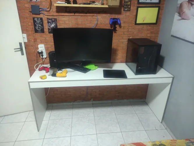 Mesa MDF Branca -$350 1.80Cx0.55Lx0.77A<br>1.80Cx0.55Lx0.77