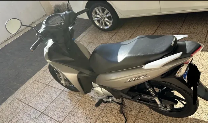 VENDE-SE BIZ 125 EX FLEX