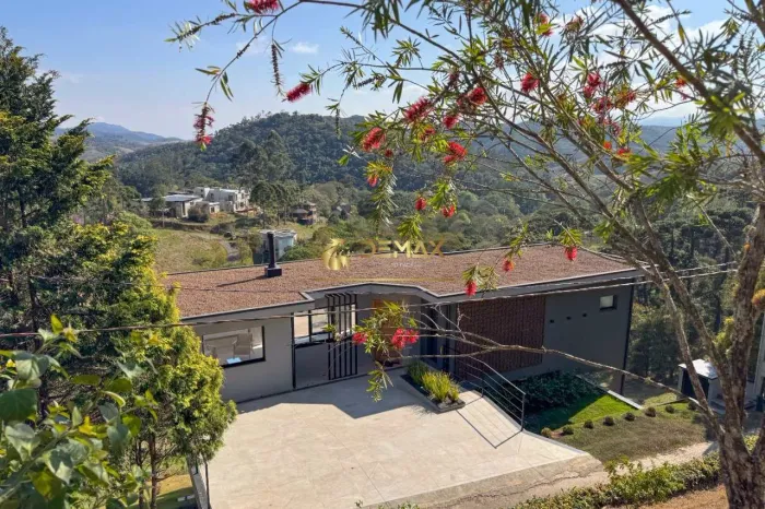 Casa 3 suítes vista Serra à venda Santo Antônio do Pinhal
