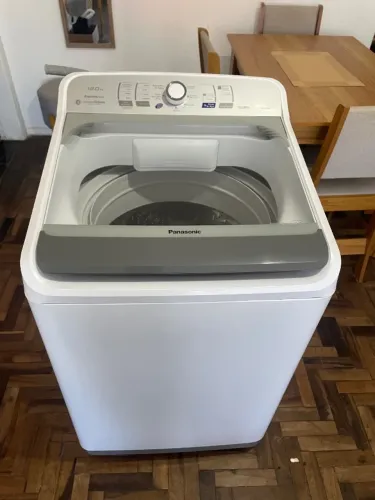 Máquina Panasonic 12Kg