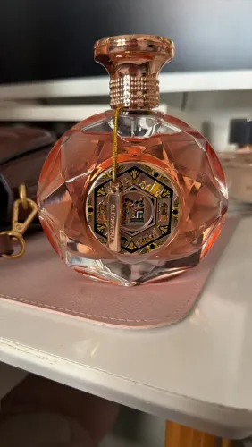 Cleopatra Aurora Scents