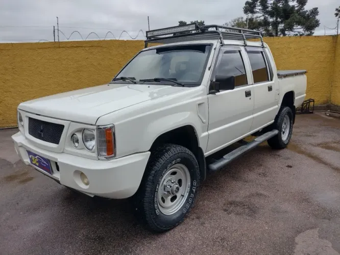 Mitsubishi L200 GL 2.5 4X4 CD Diesel 2006
