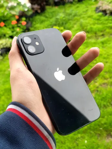 iPhone 12 64GB