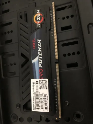 Memória RAM 8GB DDR4 2133MHZ - GEIL Evo Potenza