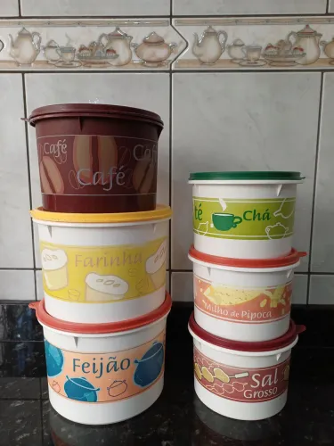 Tupperware Antigo para Mantimentos 