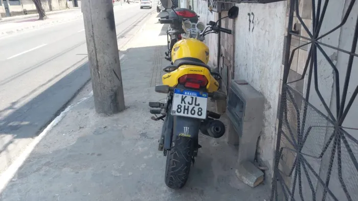 Vendo ou troco em carro do meu interesse