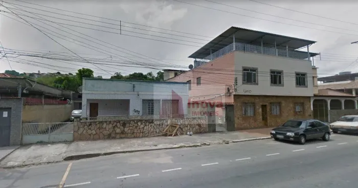 Casa antiga, possibilidade, ideal para uma nova construção