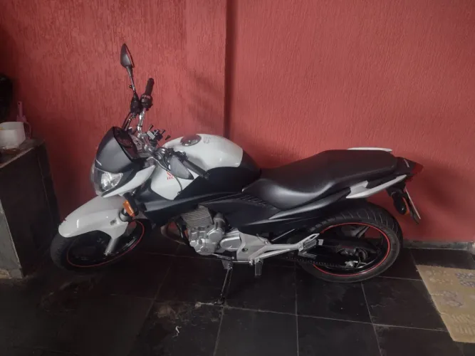 CB300r