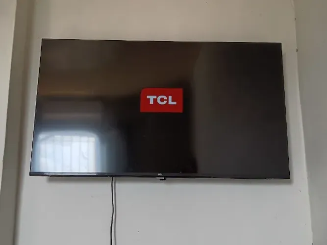 Tv 43" TCL Semi Nova