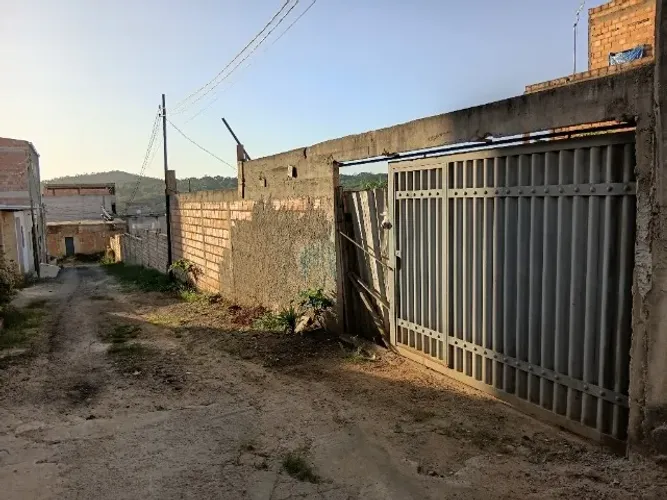 Vendo ou troco lote por apto localizado próximo ao clube dos rodoviários nacional 160 mts