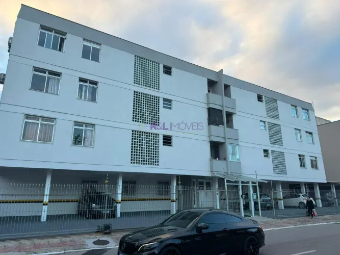 Apto na Rua Koesa 2 quartos e vaga coberta | Venda- Kobrasol
