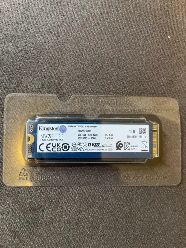 SSD Kingston 1TB Padrão Nv3