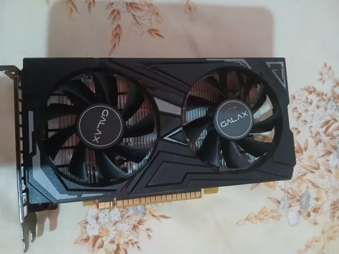 Placa de Video 1650 4gb com Avaria