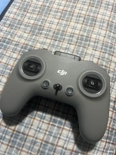 Controle 2 Avata 1