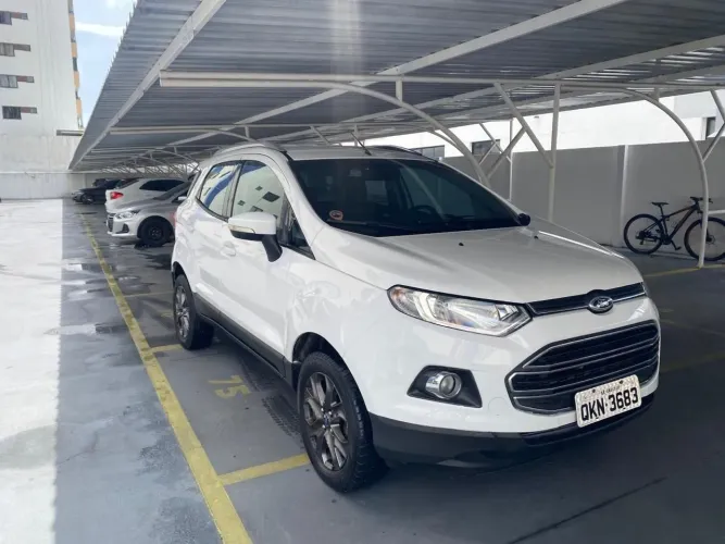 Ford Ecosport Titanium 2.0 16V Flex 5P Aut. 2015