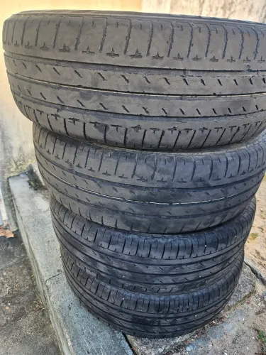 Pneus