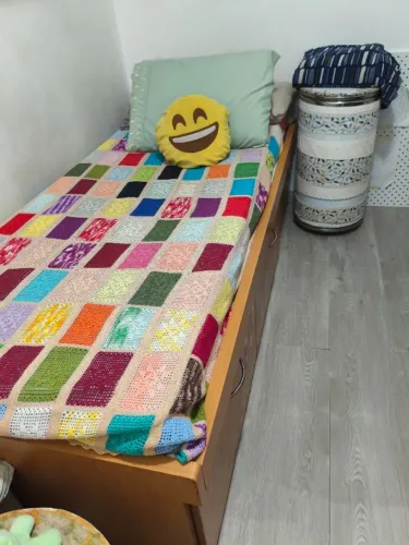 Cama solteiro com gavetoes