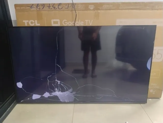 TV TCL 55P755 55" Nova - Tela Avariada - Sucata para Peças
