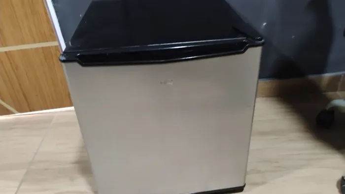 Frigobar HQ 47 Litros Inox 127V