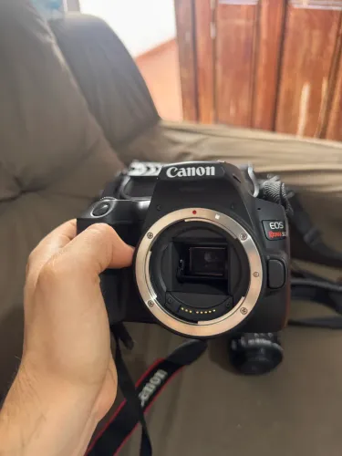 Câmera Cânon SL3 profissional