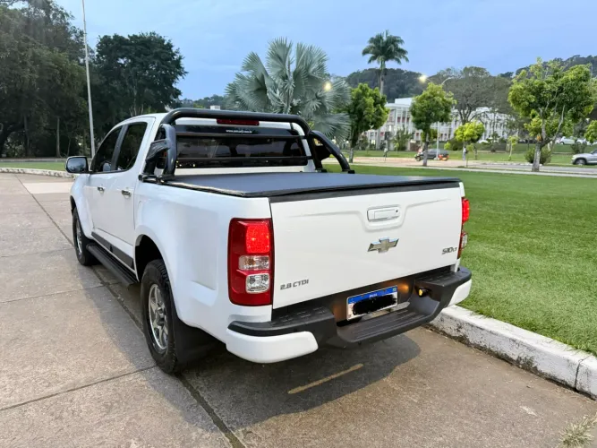 Chevrolet S10 Pick-up LT 2.8 TDI 4X2 CD Diesel AUT 2015