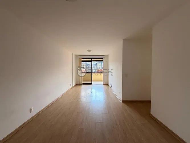 Apartamento para venda ou locação com 3 quartos sendo 2 suítes, 92.78 m² no Alto - Teresóp