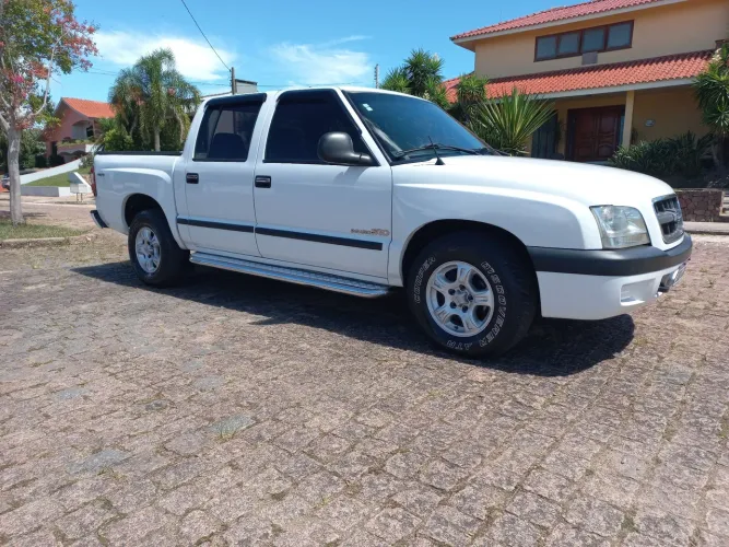 Chevrolet S10 Pick-up Luxe 2.8 4X2 CD TB Int.dies. 2001