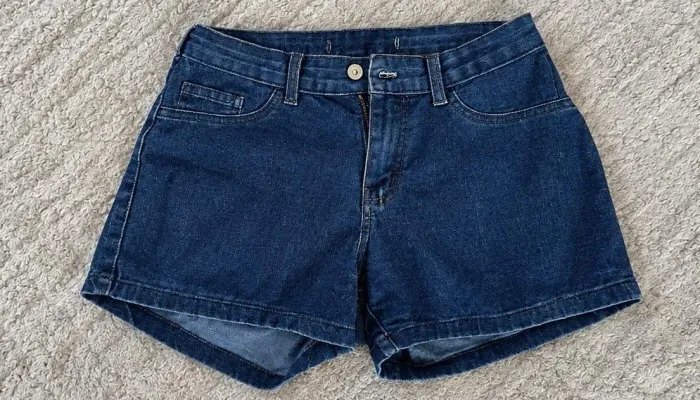 Short jeans feminino